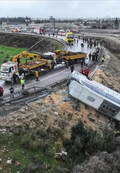 Antaliyada avtobus halokati: 9 kishi halok bo‘ldi