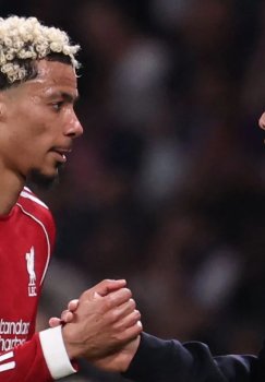 Arne Slot provides update on Hugo Ekitike's injury