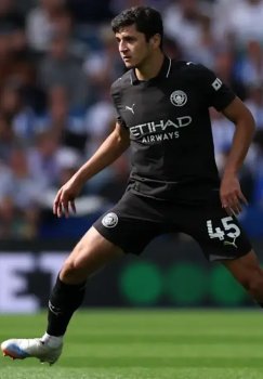 Abduqodir Husanov tug‘ilgan kunini 1-martda nishonladi