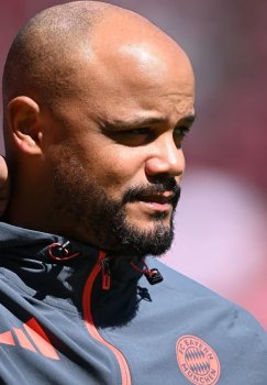 «Бавария» отыграла отставание в три гола и одержала победу