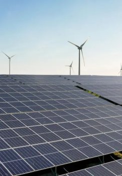 Производство солнечной и ветровой энергии в Узбекистане резко выросло