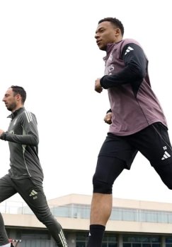 Mbappe jarohatiga qaramay mart oyi uchrashuvlarida maydonga tushadi