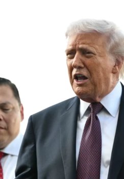 Donald Tramp Eron portlari dengiz qamali boshlanganini e’lon qildi