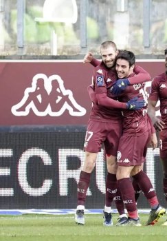 Команда "Мец" снова потерпела поражение, опасность усиливается