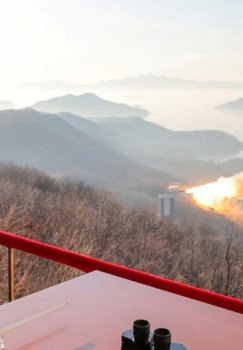 Shimoliy Koreya AQSH hududiga yetib boradigan yangi dvigatel sinovini muvaffaqiyatli o'tkazdi