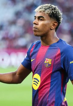 Lamin Yamal rekordlar bo'yicha futbol qiroli Pelega yaqinlashmoqda