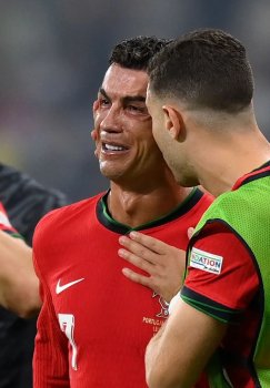Sebastian Soria jahon chempionatlari tarixidagi eng keksa futbolchiga aylanishi mumkin