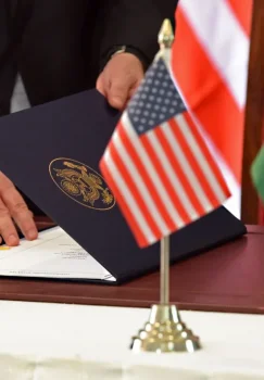 AQSH va Hindiston o'rtasida Rossiya energetikasi sababli ziddiyat kuchaydi
