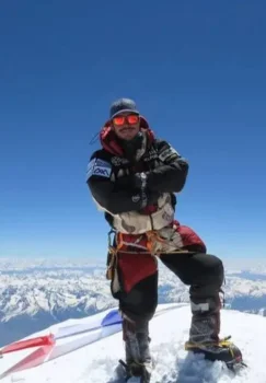 Mashhur alpinist Nirmal Purja Pokistondagi qor ko'chkisi oqibatida vafot etdi