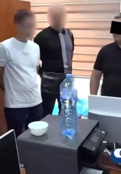 Toshkentda migratsiya xodimi pora bilan ushlangan