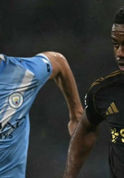 Husanov “Manchester Siti” safida debyut qildi