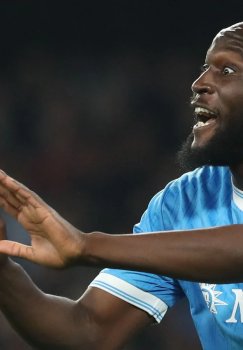 "Napoli" hujumchisi Romelu Lukakuni intizomni buzgani uchun jarimaga tortdi