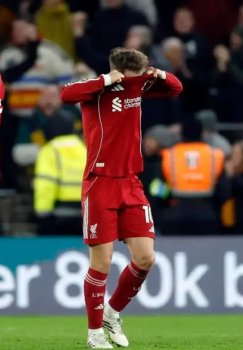 "Liverpul" аутсайдер "Вулверхэмптон" проиграл