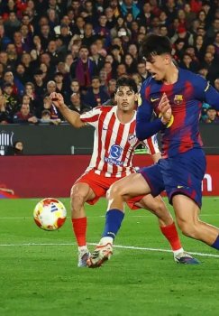 "Барселона" выиграла, но не вышла в финал