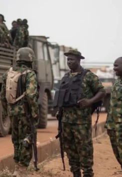 Nigeriyada imtihonga ketayotgan oquvchilar qurollangan guruh tomonidan oghirlab ketildi