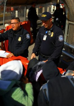 AQShda migrantlar ustidan nazorat va tekshiruv choralari qat'iylashtirildi