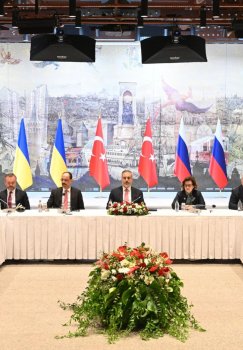 Турция приступила к восстановлению диалога между Россией и Украиной