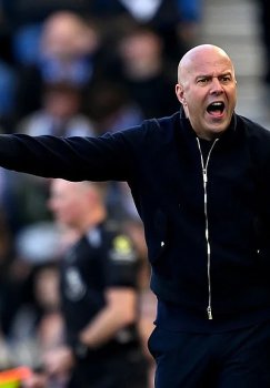 Liverpool asosiy hujumchilar yo‘qligida mag‘lub bo‘ldi