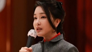 Janubiy Koreya sobiq birinchi xonimining qamoq jazosi uzaytirildi