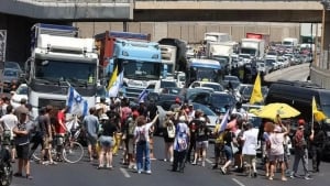 В Израиле прошла крупная демонстрация против войны в Газе
