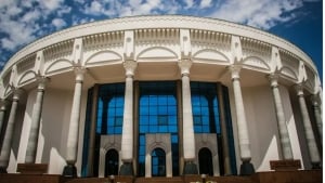 O‘zbekistonda 48 ta teatr faoliyat yuritmoqda