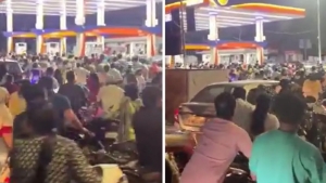 Long queues are forming in India due to fuel shortages