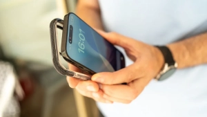 Smartfon ekranidagi bakteriyalar hojatxonadagidan o'n barobar ko'p ekani aniqlandi