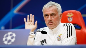 Guti Peresni "Real Madrid"ga Mourinhoni qaytarmaslikka chaqirdi