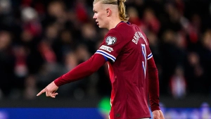 Holann Soboslai reacted to the red card