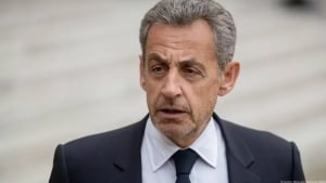 Николя Саркози приговорён к пяти годам заключения за коррупцию