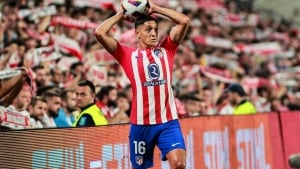 Yuventus Veani molina bilan almashtiradi