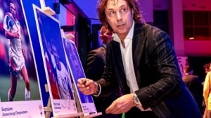 Mostovoy: Rossiya futbolida pul bayroqdan ustun turadi