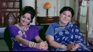 Manorama in an unforgettable role as a stern mother-in-law in the history of Hindi cinema