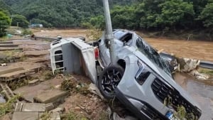 Janubiy Koreyada kuchli suv toshqinlari 14 odam halok bo‘ldi