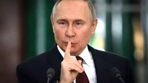 Rossiya va AQSH Ukrainada tinchlik muzokaralarini boshladi