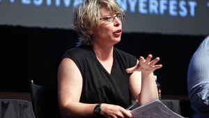 Jill Lepore texnologiya kompaniyalari demokratik boshqaruvga xavf solayotganini aytdi