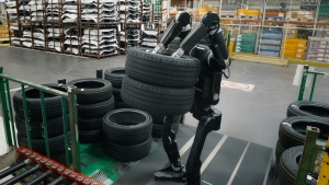 «Reno» zavodlarida og'ir mehnatni bajaruvchi maxsus robotlar ish boshladi