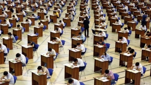 The number of applicants is at its lowest in the last 7 years: reasons and new trends