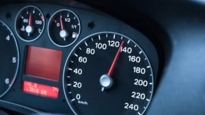 Surxondaryoda ayrim yo‘llarda tezlik 130 km/soatga oshiriladi