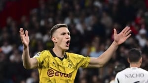 Bavariya Dortmund himoyachisini xarid qilmoqchi