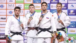 «Jo‘rabek Eshpo‘latov» kumush medal bilan yakkalik bahslarga xojjat berdi