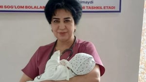 A girl weighing more than 7 kilograms was born in Tashkent region (video)