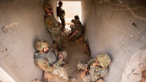 Pentagon Eron bilan kelishmovchilik sababli mobil bunkerlar yetkazib berishni boshladi