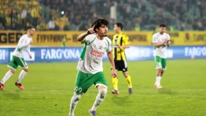 «Lokomotiv» Farg‘onada «Neftchi»ni 4:2 hisobida yutib yarimfinalga kirdi
