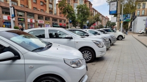 Установлены новые ограничения для движения транспортных средств на автостоянках