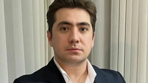 Shohruh Hamdamov dabdabali to‘ylar va isrofgarchilikning salbiy oqibatlarini tanqid qildi