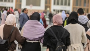 Avstriya maktablarida o'n to'rt yoshgacha bo'lgan qizlarga ro'mol o'rash taqiqlandi