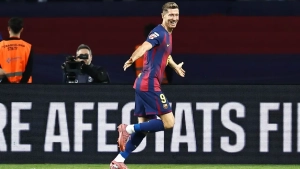 Levandovski "Barselona"ni muhim goli bilan qutqardi