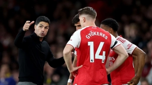 Maykl Ouen «Arsenal»ni hujum chizig'ini tubdan isloh qilishga chaqirdi