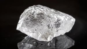 A huge 340-carat diamond was found in Russia